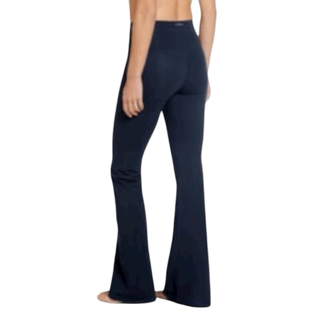 ❤️ OLD NAVY Active black flare Yoga Pants Size Small